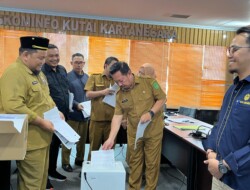 Diskominfo Kukar Musnahkan Arsip Tak Bernilai Guna, Dorong Tertib Kearsipan di Lingkungan Pemerintahan